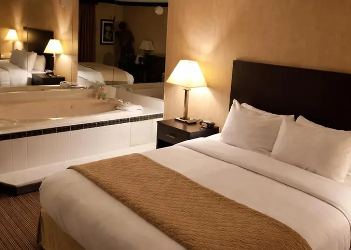 Baymont By Wyndham Chicago Northwest