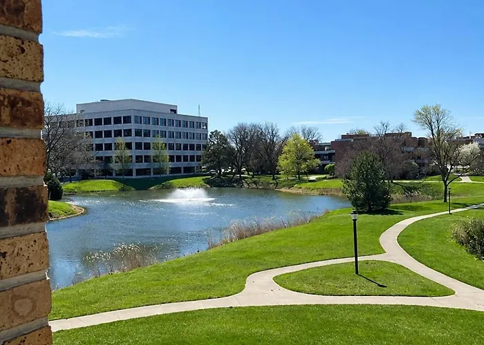 Отель Baymont By Wyndham Chicago Northwest Шаамбург